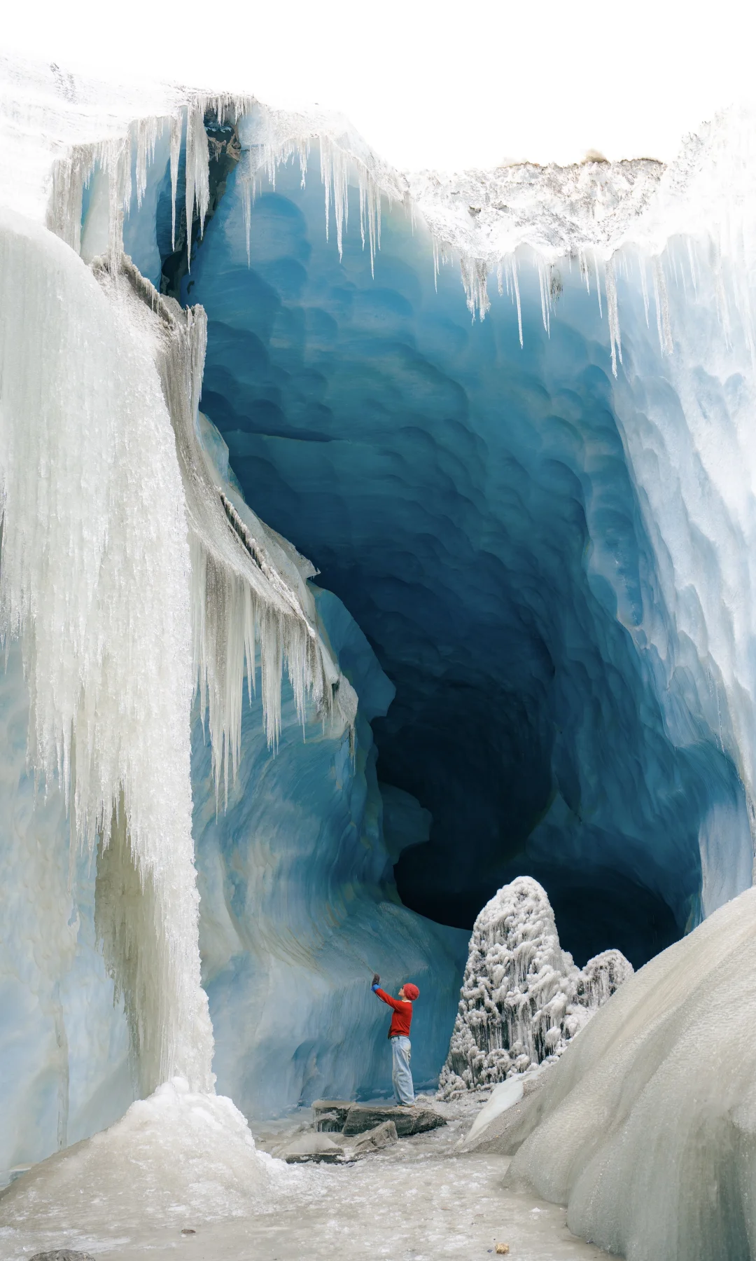 今年西藏的各种蓝冰洞，只剩最后一个月🧊