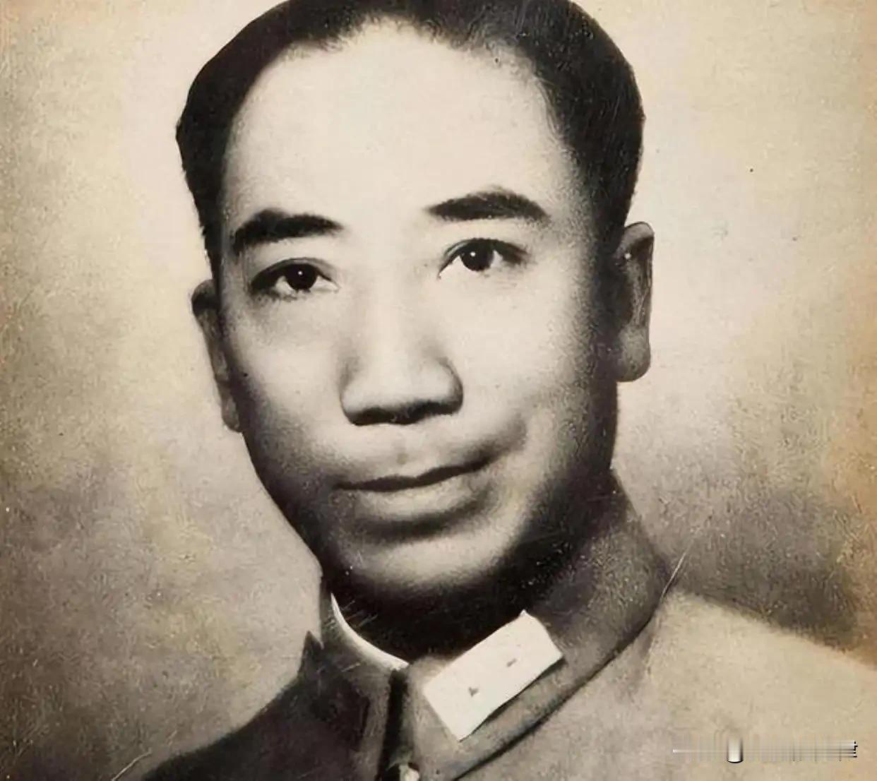 1954年，一批犹太商人想把原子弹的浓缩铀卖给我国。周总理立即找来一位科学家验货