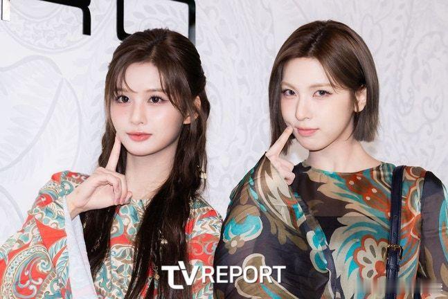 NMIXX雪允、裴真率出席活动新闻图✨ ​​​