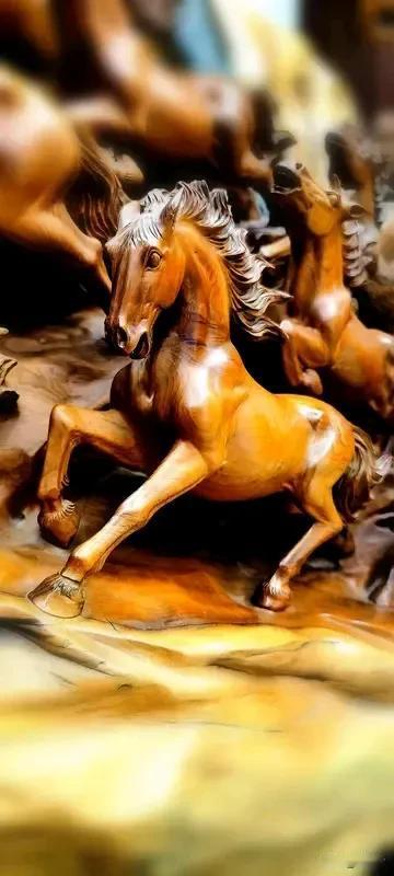 “马上有乾坤”这说法韵味十足。马在传统文化中向来是活力、奋进的象征，“马上有乾坤