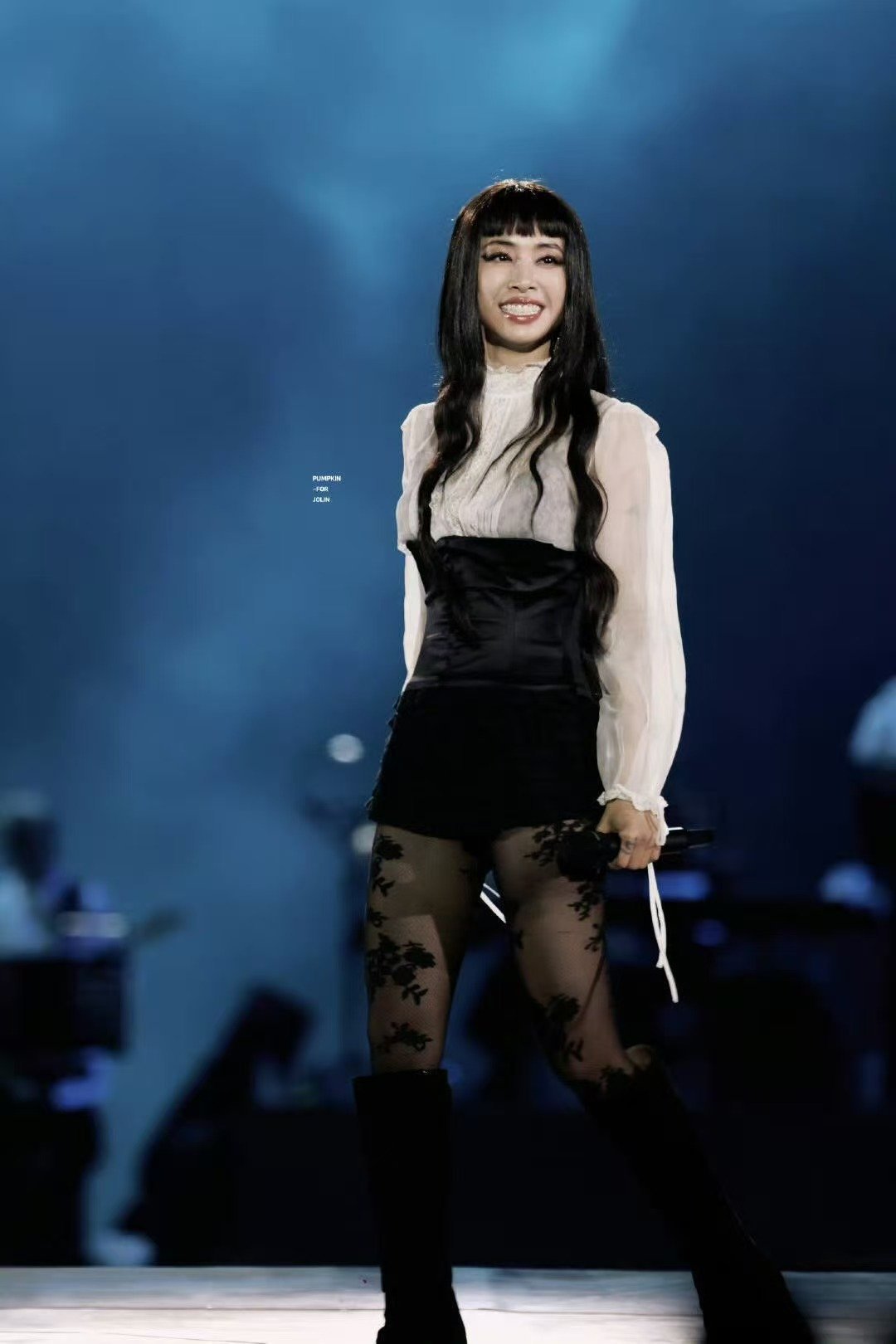 蔡依林重庆演唱会 能让Mommy在后台一眼就爱上的惊喜，得有多甜！重庆bunni