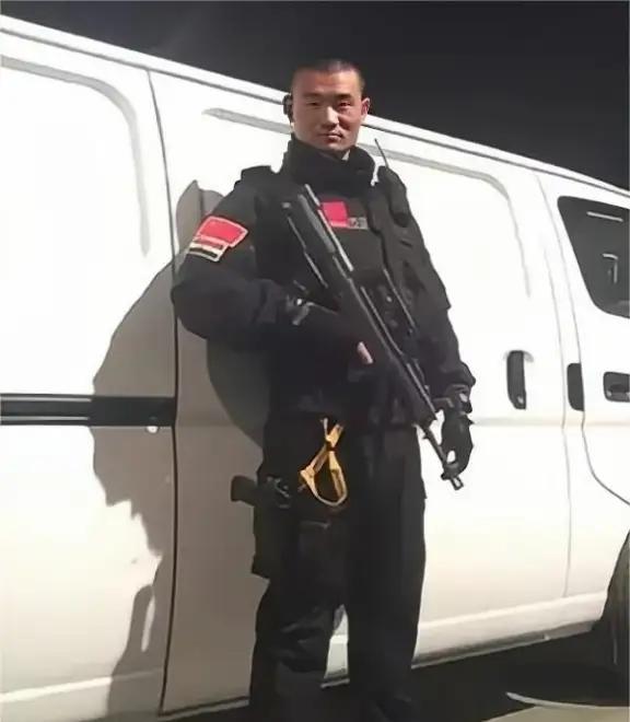 2012年，陕西一小伙为了上百万薪酬，签下死亡合同，冒险到伊拉克当雇佣兵，3年后