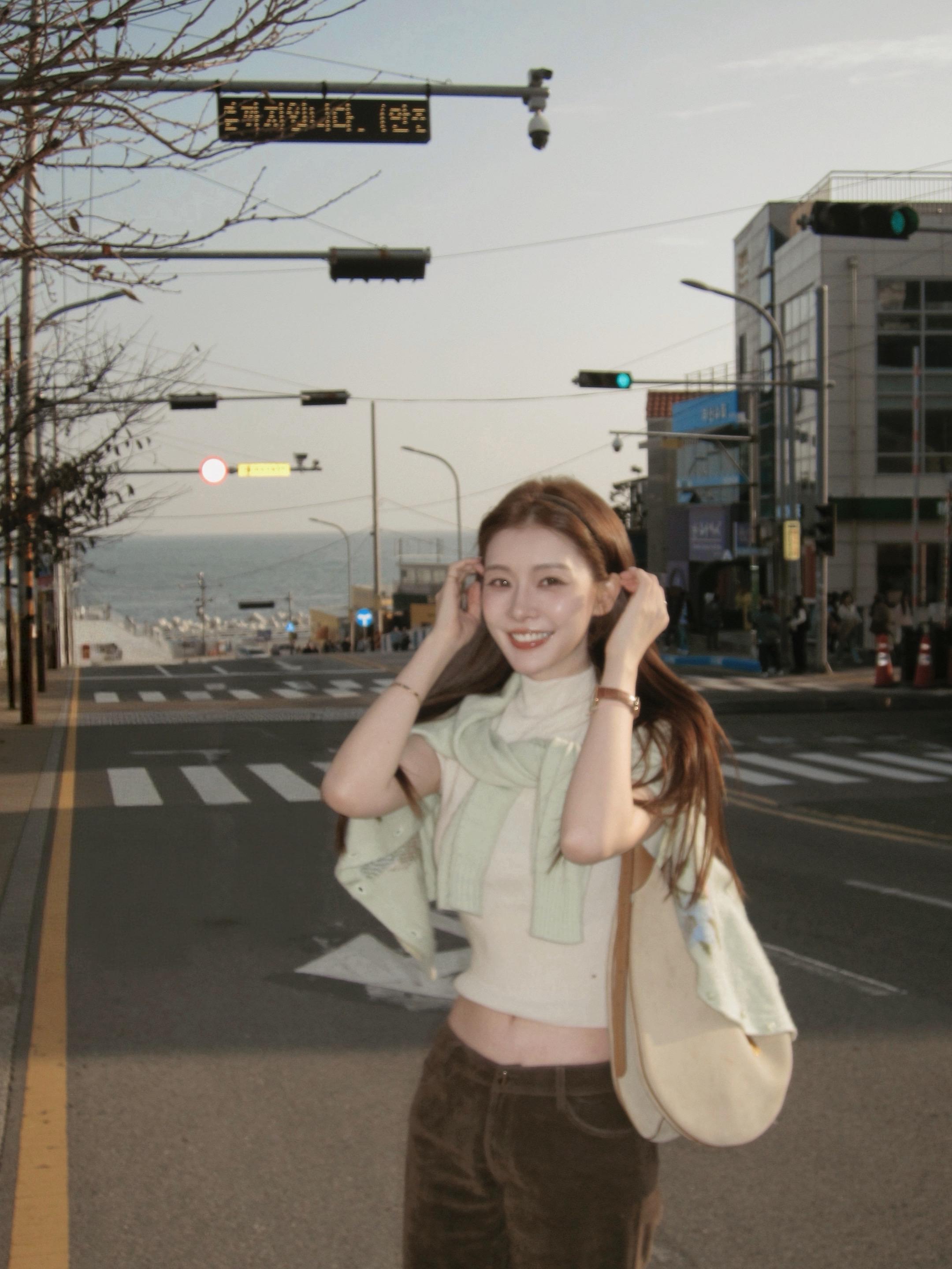 小韩记忆🍂 在这个落叶下雪的季节🌾