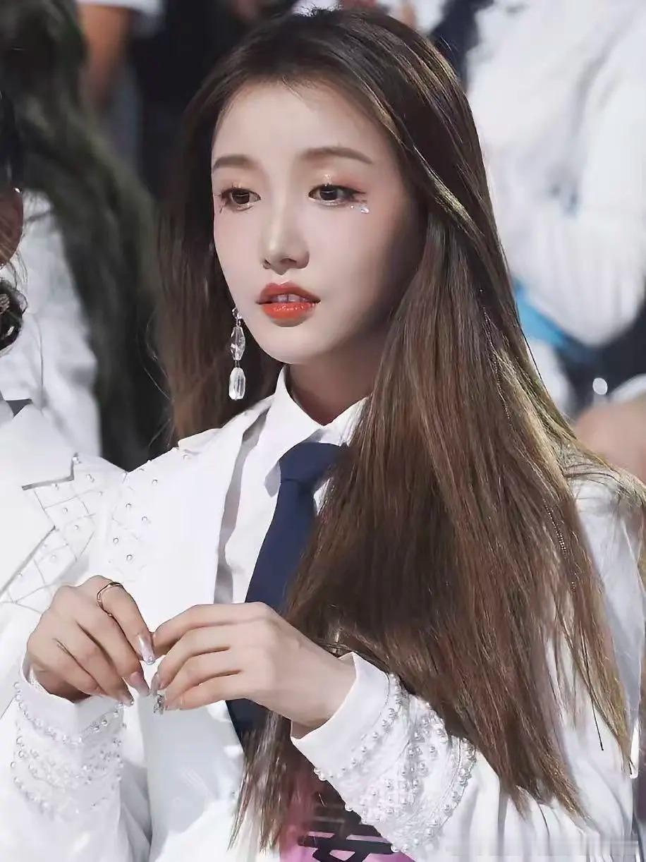 姜贞羽差点高位截瘫  有时候现实比剧情还狠。在《无限超越班4》里，姜贞羽说自己在