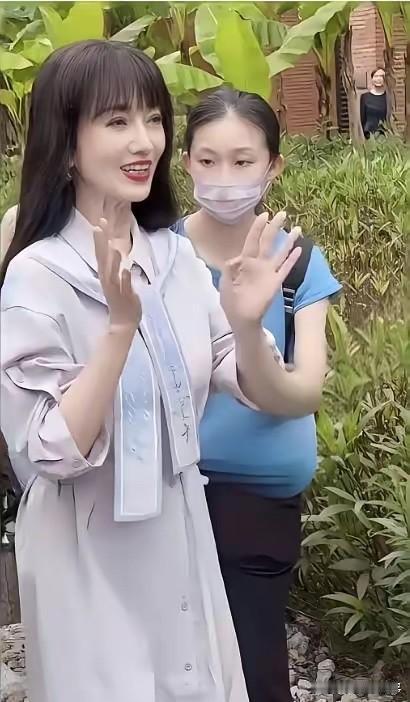 完全不像70多岁的人啊