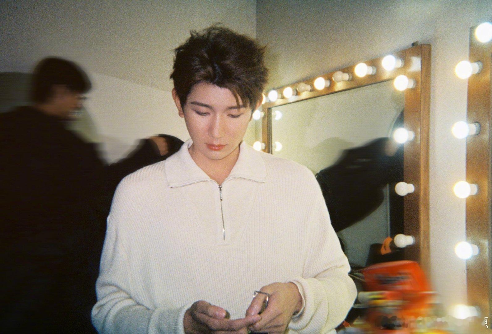 王源不爱吃辣白菜王源分析健康餐标注“不爱吃辣白菜”小汤圆分析的简直列文虎克吧1️