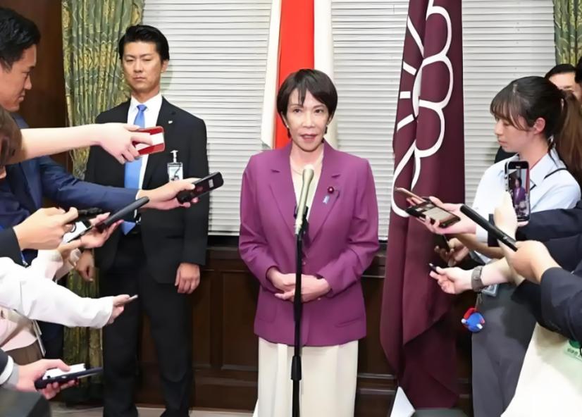 4月27日，日本首相高市早苗公开主张修订“安保三文件”，也就是《国家安全保障战略