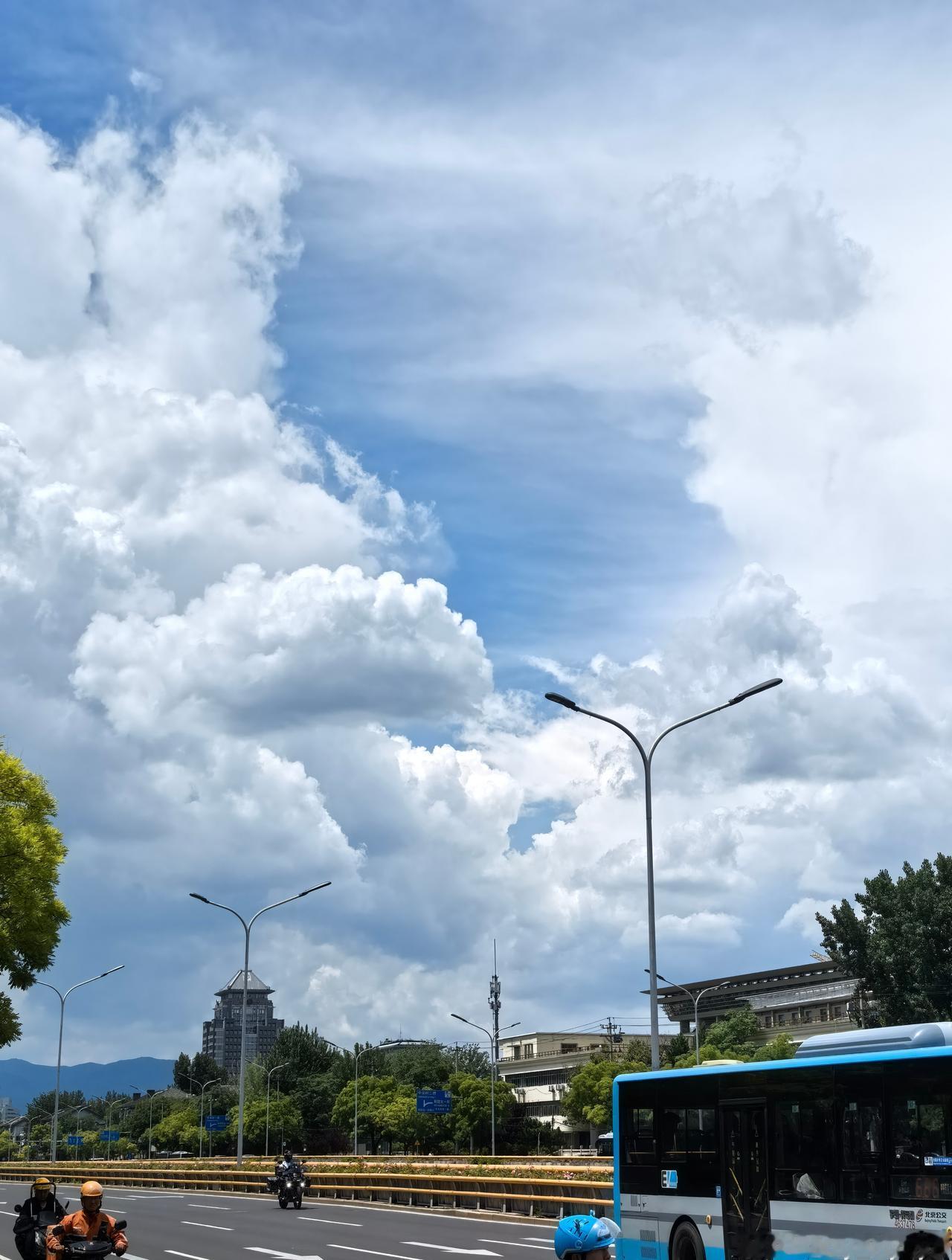 北京入秋了～☁️☁️☁️ ​​​