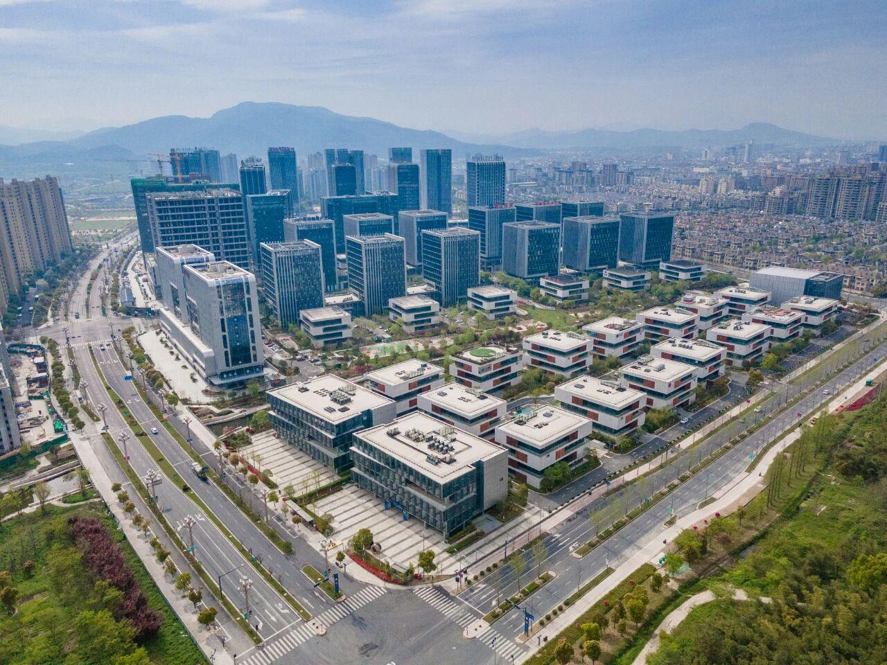 联合国在华设立的首个直属专门机构，就落户在德清的国际地信城——是的，不在北上广深