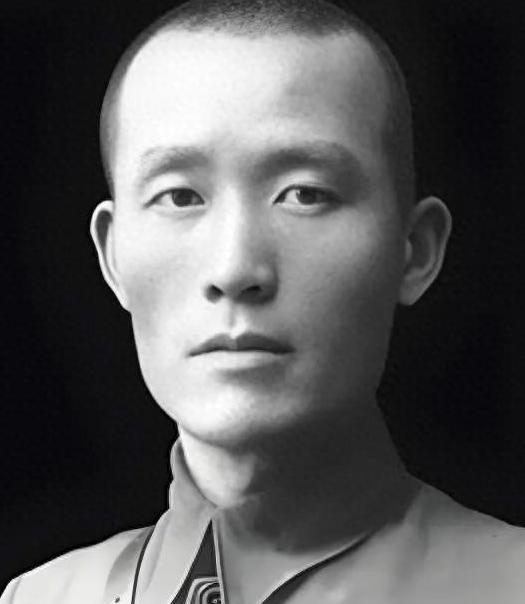 1950年，吴石牺牲后，接替他在台潜伏的徐会之，是我党隐蔽战线的王牌特工，可他竟