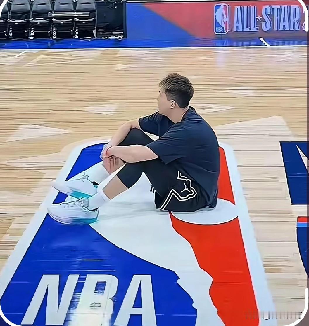 CBA全明星无缘参加，却因祸得福参加世界顶级联赛NBA的全明星活动，能够有这个待