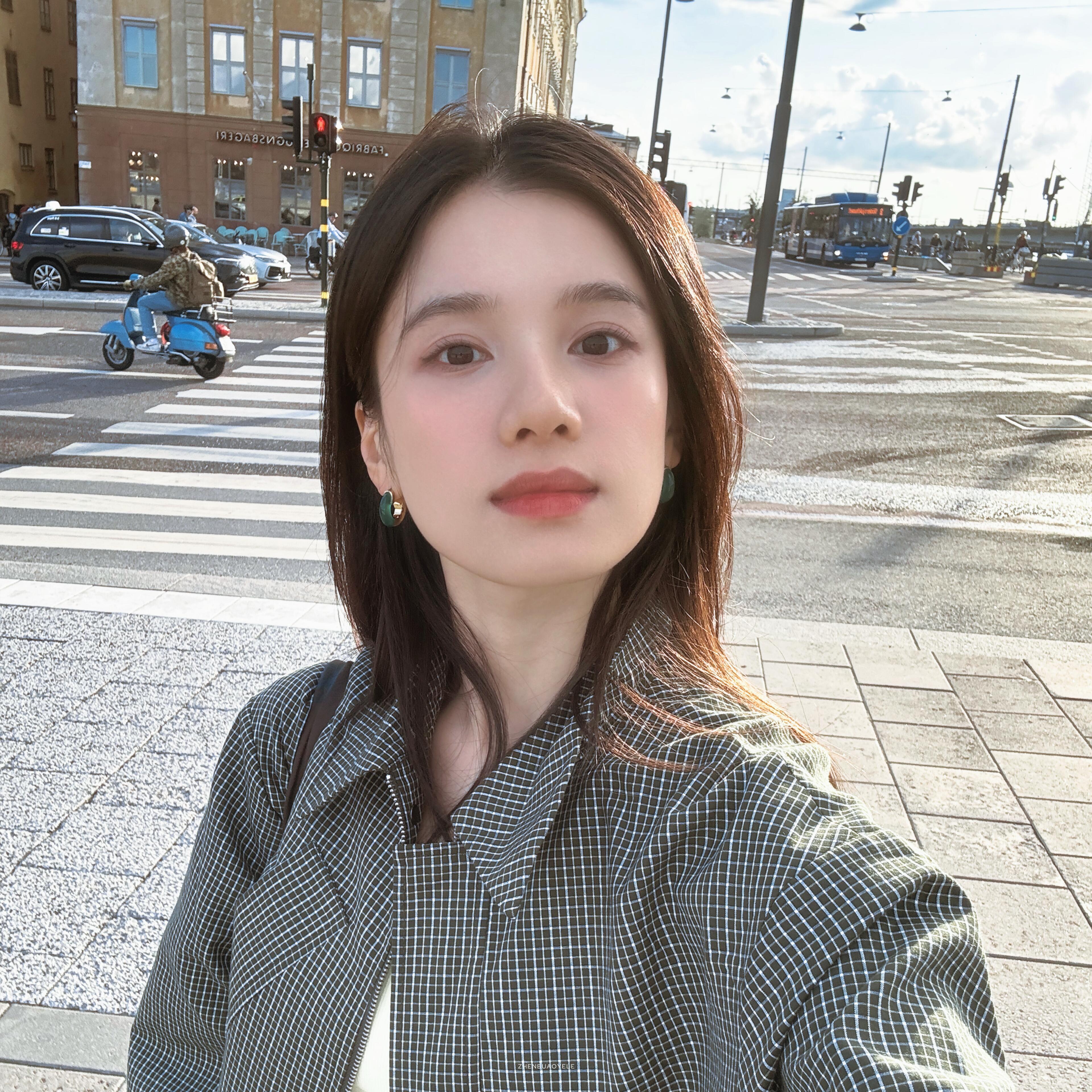 -𝐒𝐇𝐀𝐑𝐄｜张婧仪头像背景图搭配 ⸝⸝🌼꙳💐◟🍂。 