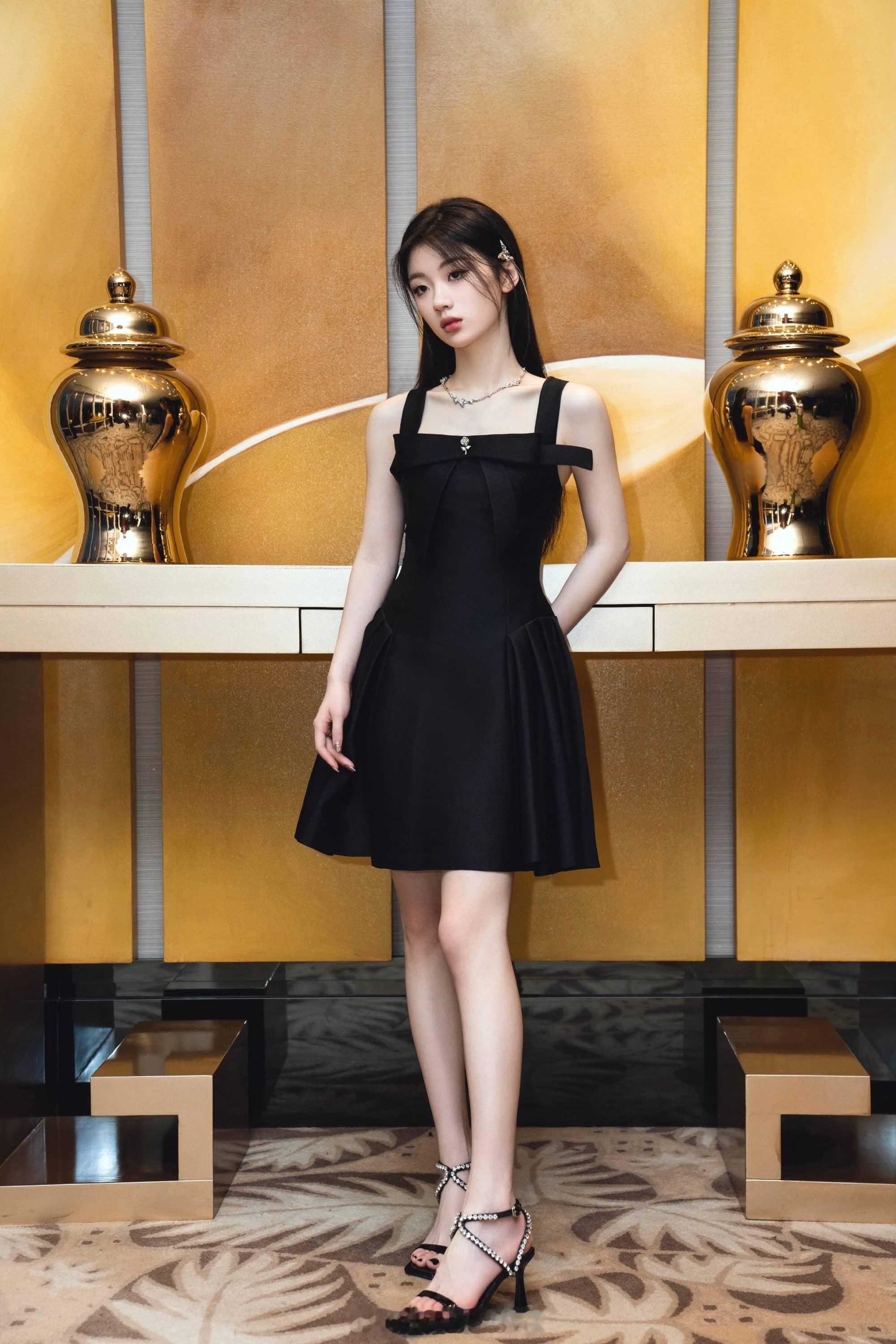 单依纯美腿妆造物料精选 ​​​