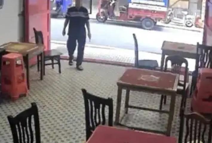 店主扶老人遭索赔事件又有了新进展，人民日报披露了这起事件的更多细节，解答了很多网