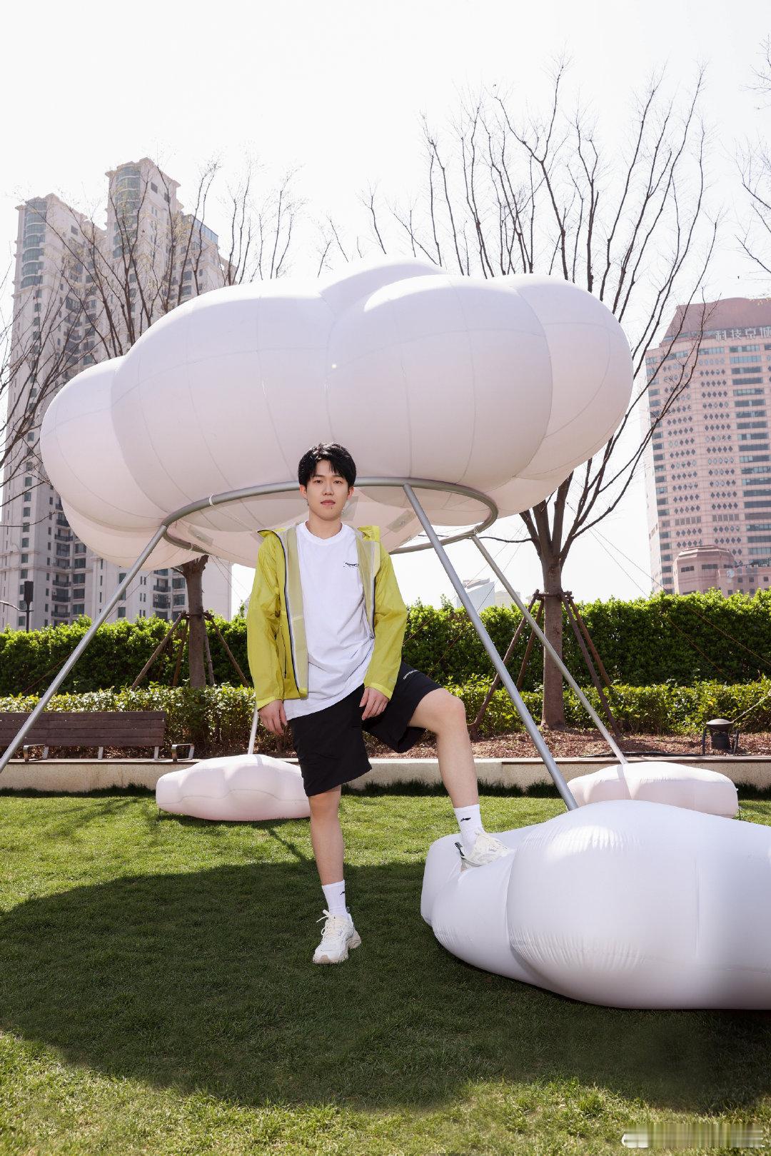 🦁王楚钦 🦁王楚钦加油 帅的有点太超过了 ​​​