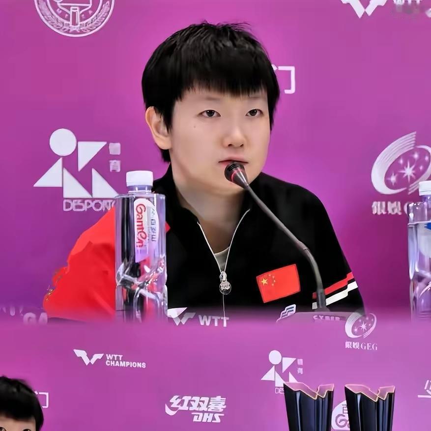 莎莎赛后聊北京大满贯兼项，说得特实在：“早习惯啦！巴黎奥运周期基本都兼三项，这次