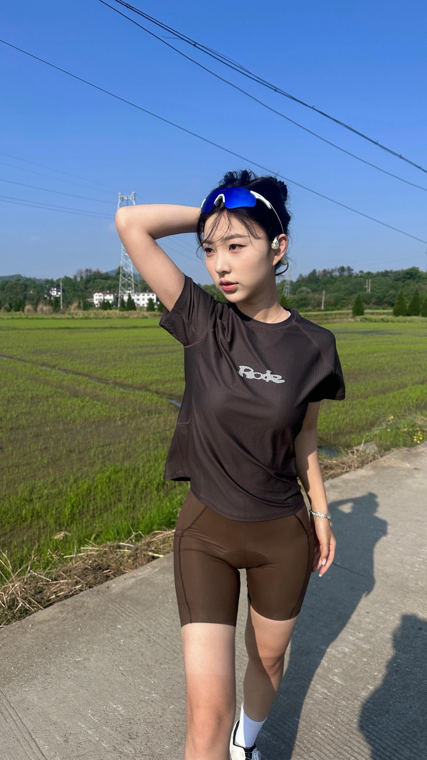 允许生活留白 允许忙碌后懈怠。
