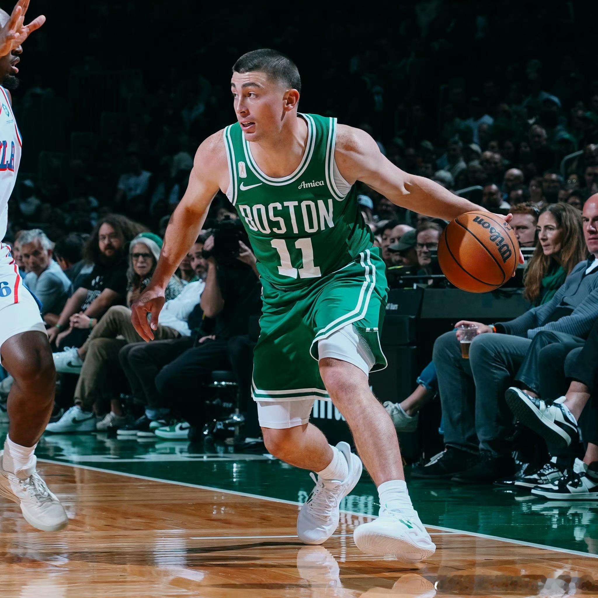 凯尔特人战胜猛龙波士顿凯尔特人！背靠背第二场客场112-96多伦多猛龙，Celt