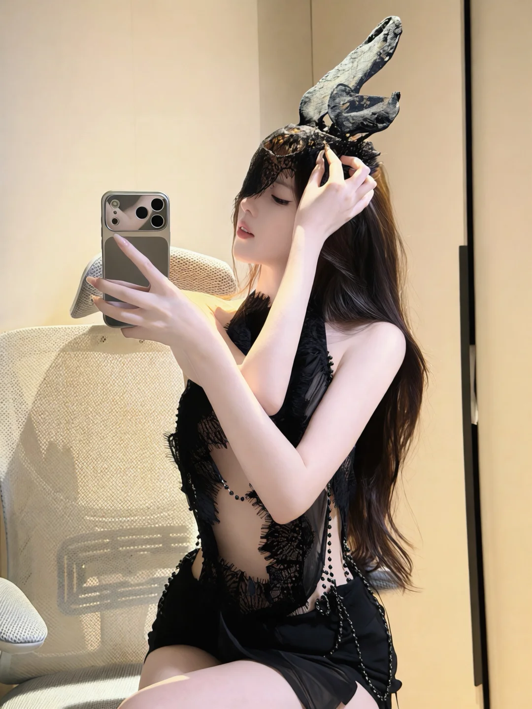 又是黑色