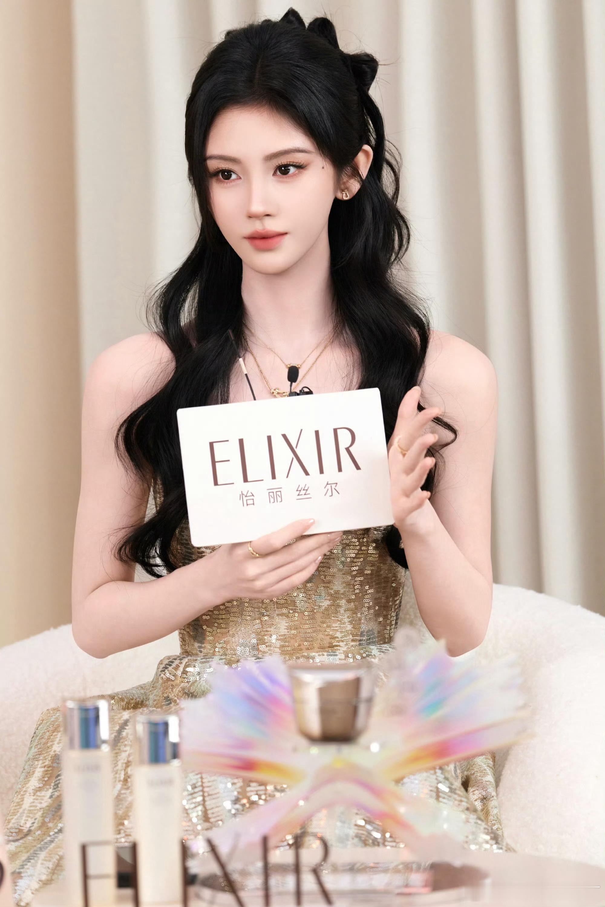 鞠婧祎 jjy 鞠婧祎苏绿夏 “比天使還可愛的你”𝓨𝓸𝓾 𝓪𝓻𝓮 ?