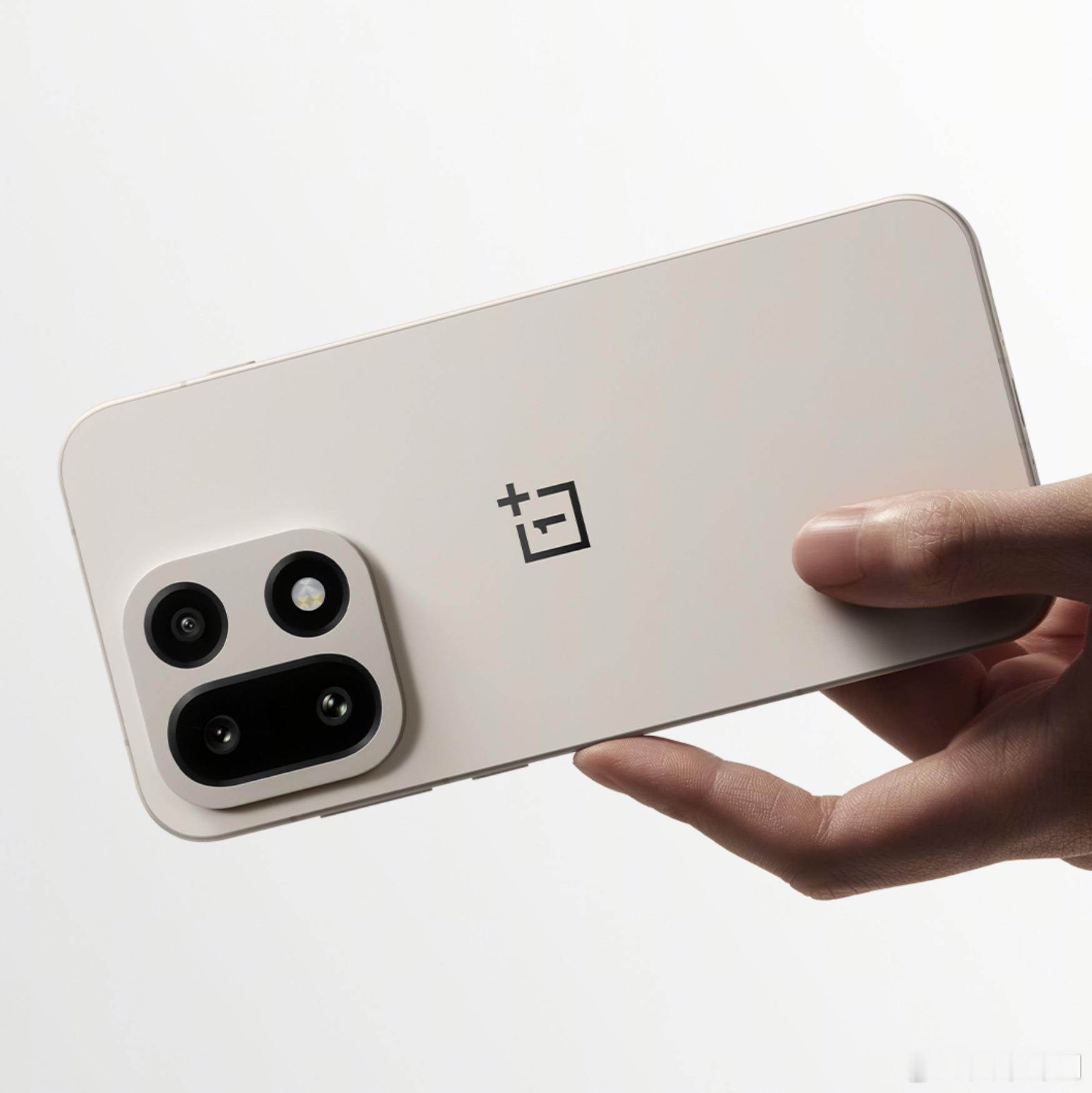 一加15的官宣图，这设计满分10分打几分？ ​​​