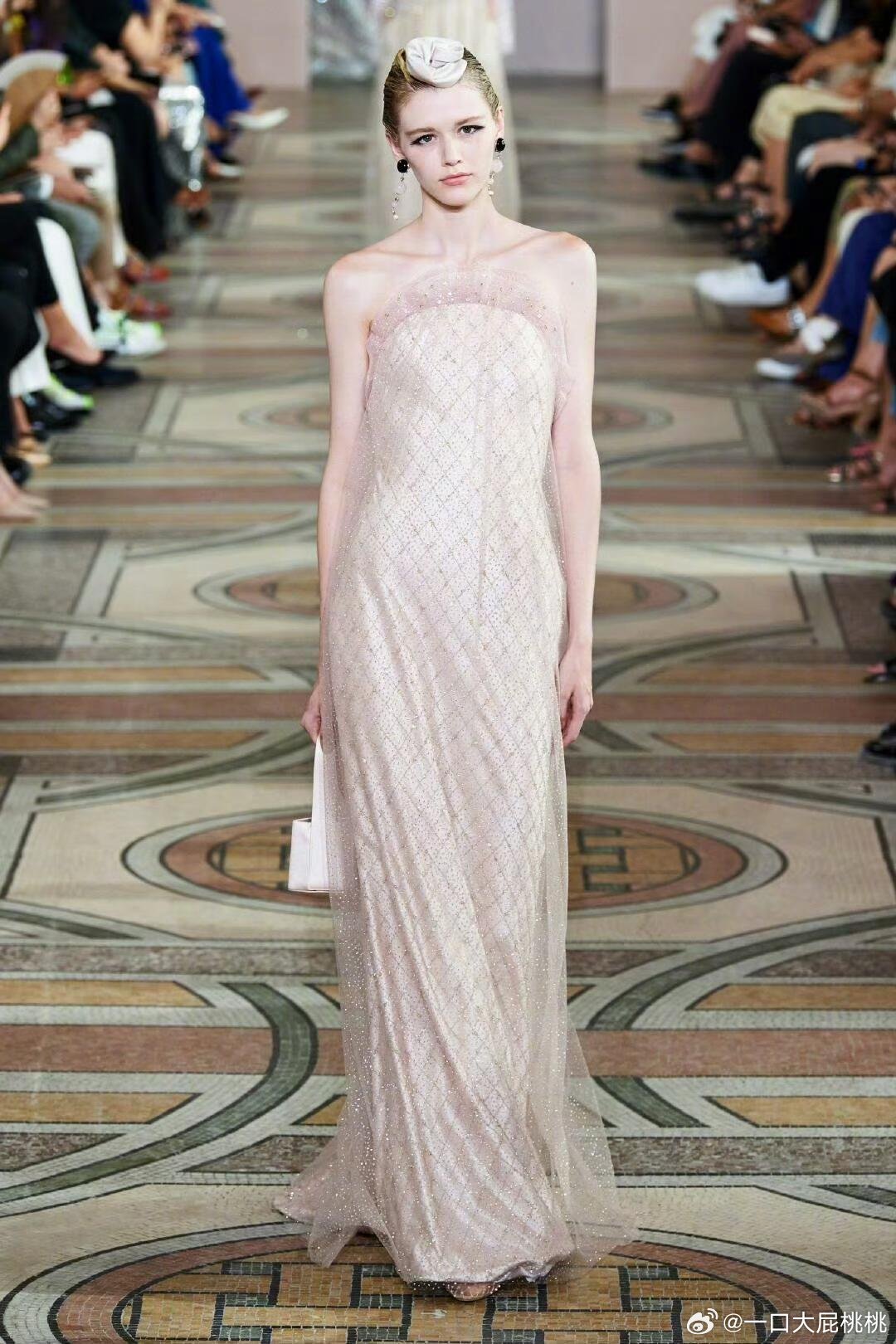 Armani Privé 2019秋冬高级定制系列时装周巴黎时装周 ​​​