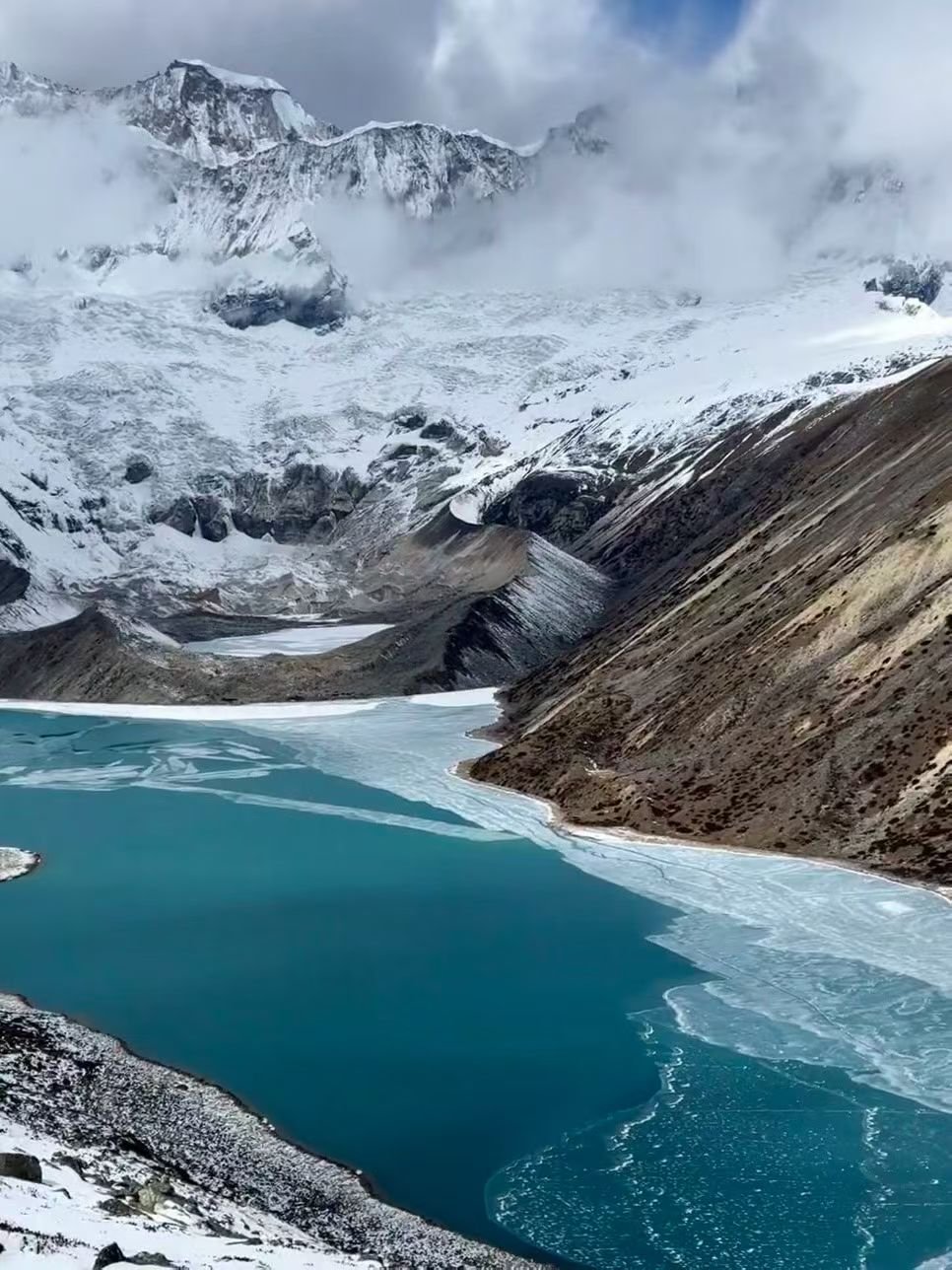 算力租赁业绩增速前6大公司。算力租赁是AI时代的卖铲人，今年会走最赚的主升浪，业