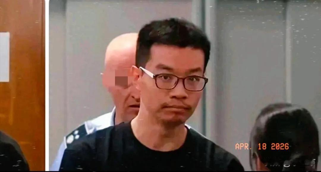 看到这条消息，直接气蒙了。
 
一个搞半导体的东方大国工程师，跑去偷美国的新冠疫