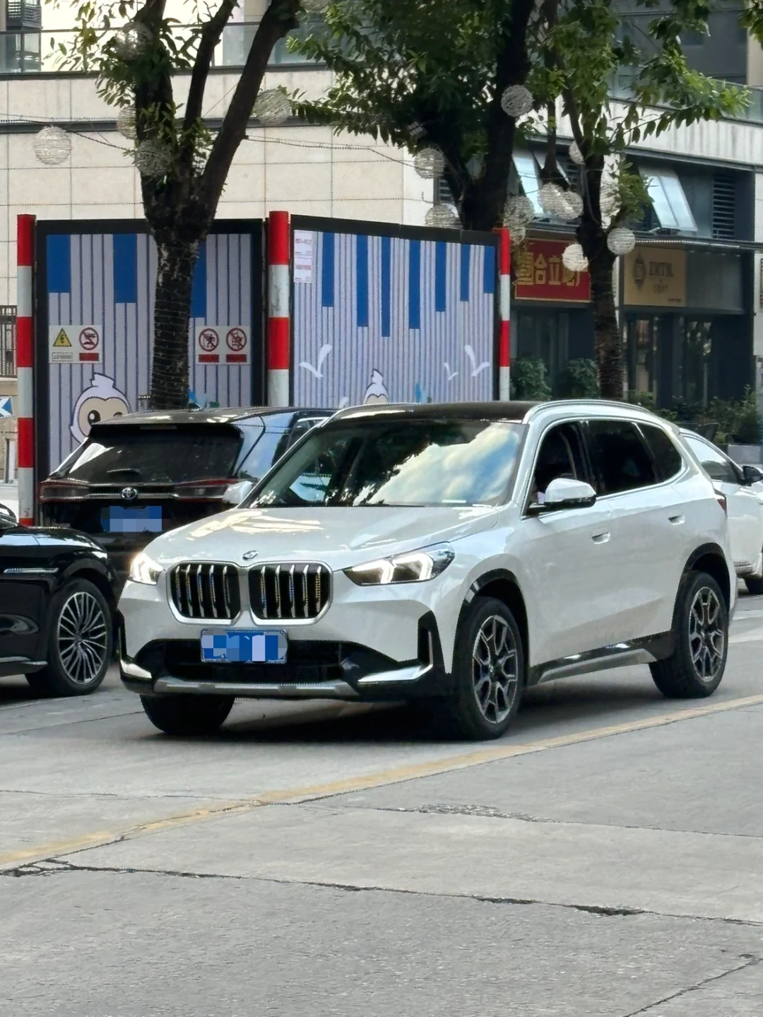 BMW