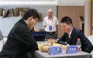 内战高手~李钦诚战胜丁浩晋级
无人能撼~杨楷文再克檀啸过关


第20届倡棋杯中