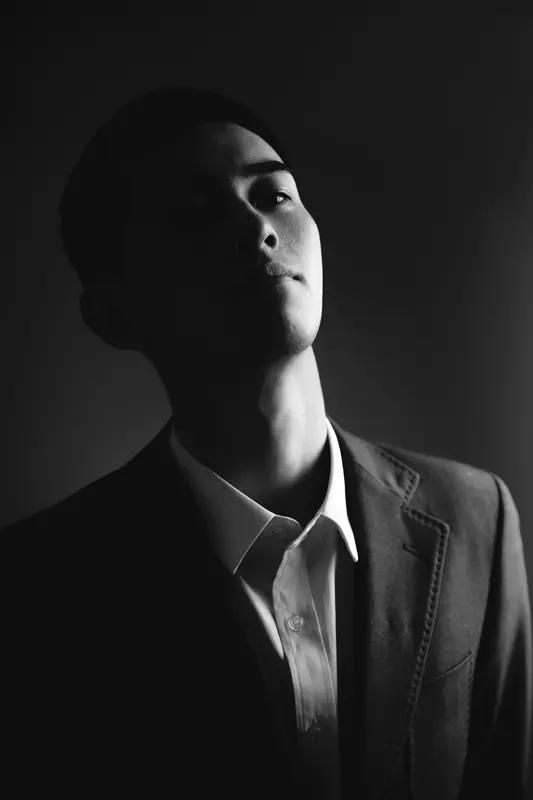 河南这位父亲，已经崩溃了！19岁儿子陈飞宇，独自去洛阳旅游，结果莫名失联，整整2