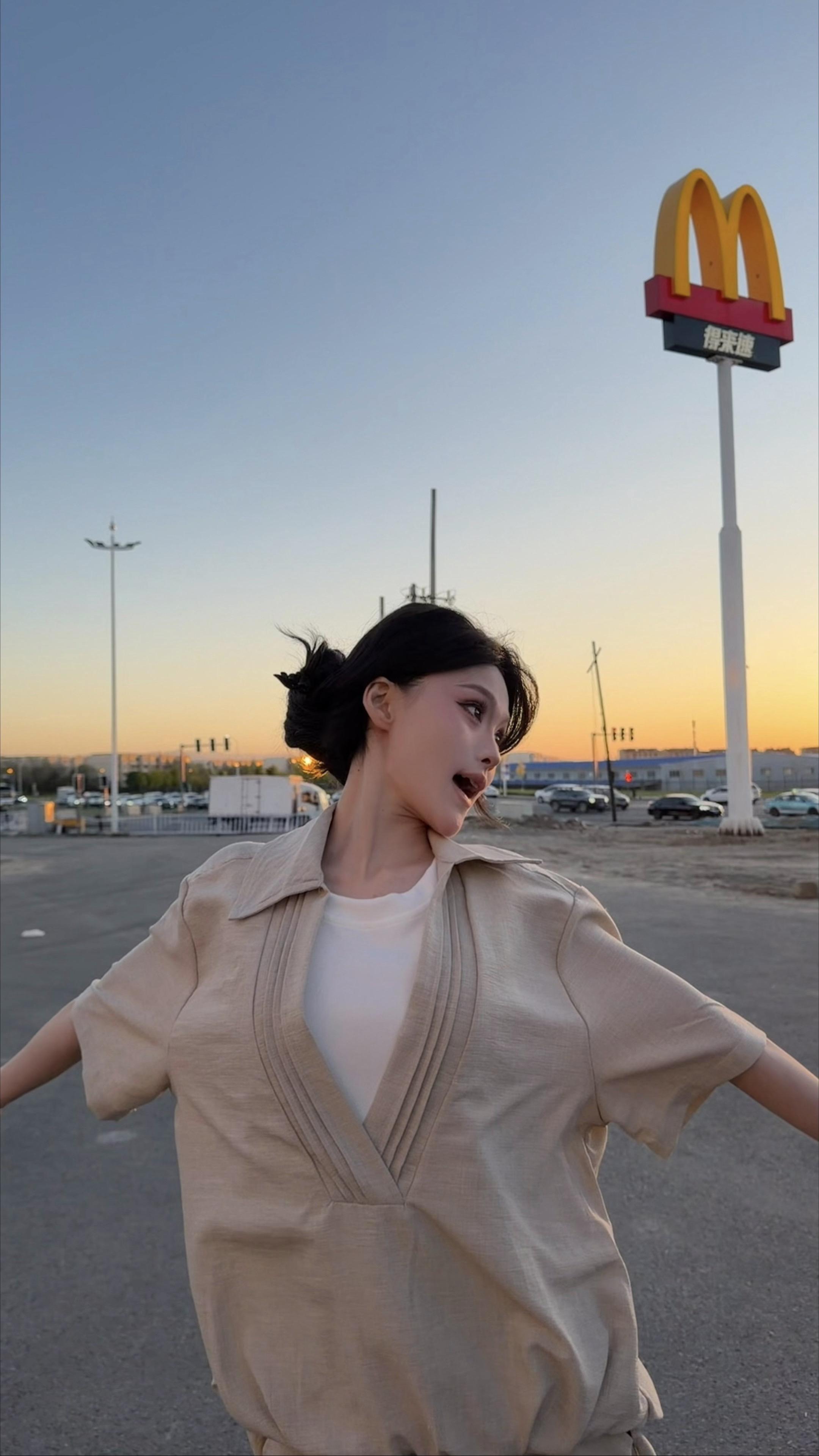🌴冒泡