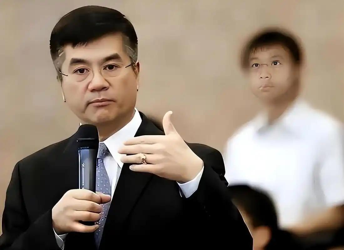 "不希望中国造出尖端芯片！"美国前华裔州长骆家辉，家族三代都在美奋斗，他在位时猛