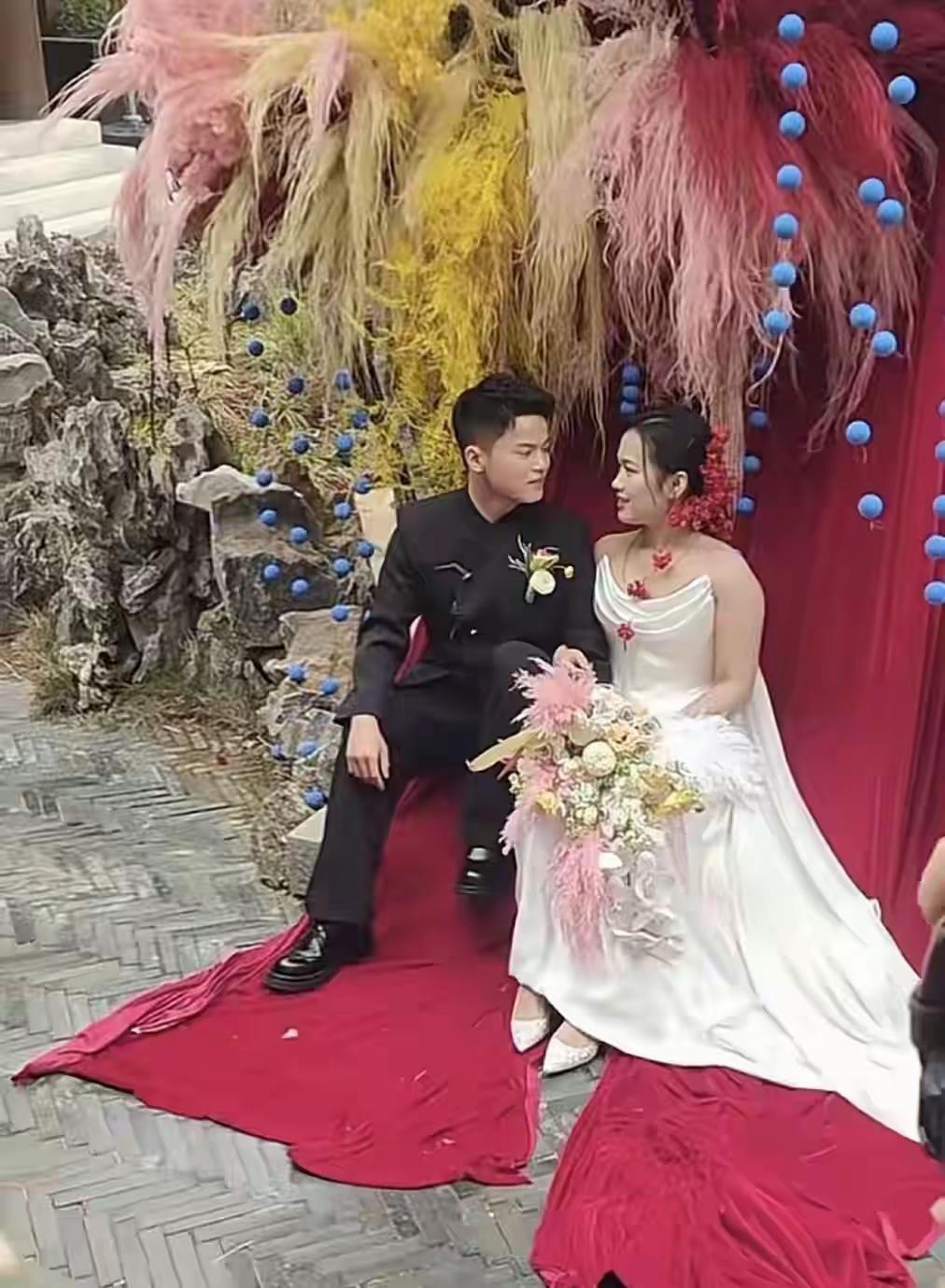 你们说健康重要吗？没了健康，一切都是浮云，为女医生感到惋惜！
湖南37岁女医生猝