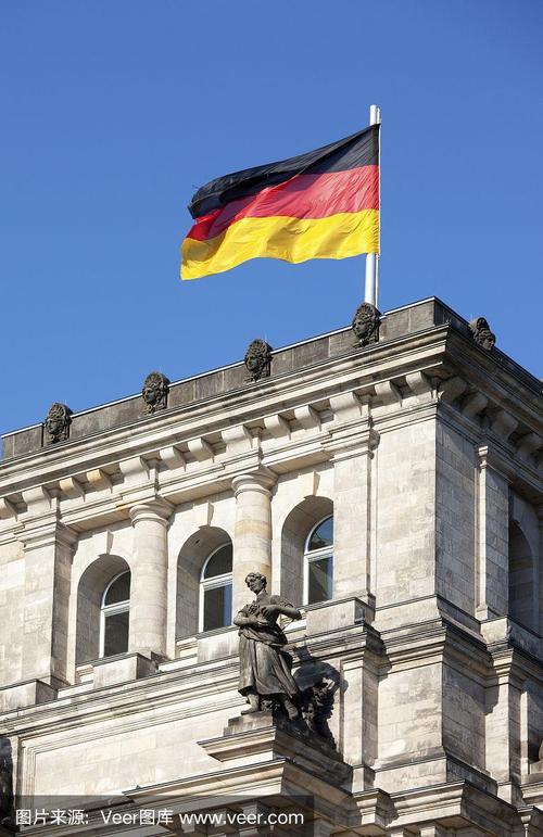 德总统火力全开！痛批国际乱象：别让世界变盗贼横行的巢穴
 
德国总统这波发言太敢