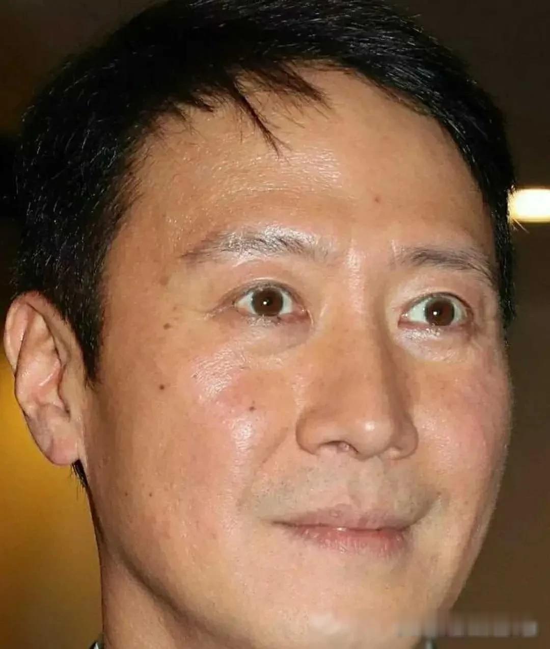 黎吹真有点意思
啥都不知道
天天洗白黎明的下乡行为
当年的真实新闻都有报道
惠州