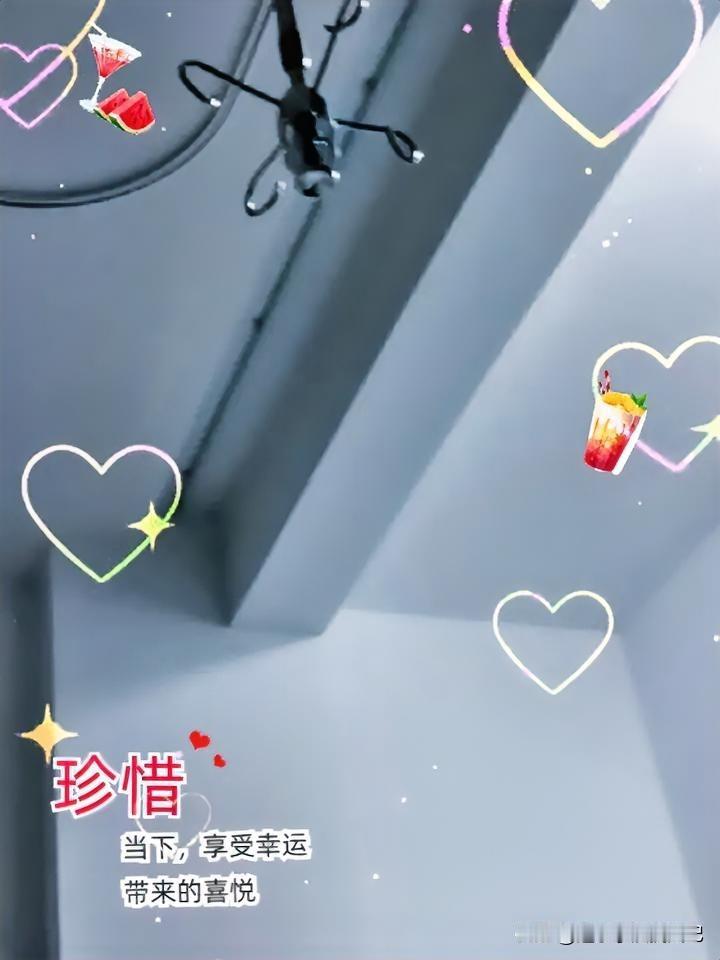 昨天上午血液检查结果就出来了，癌症几项指标均正常！[加油]
不过，一直以来的血液