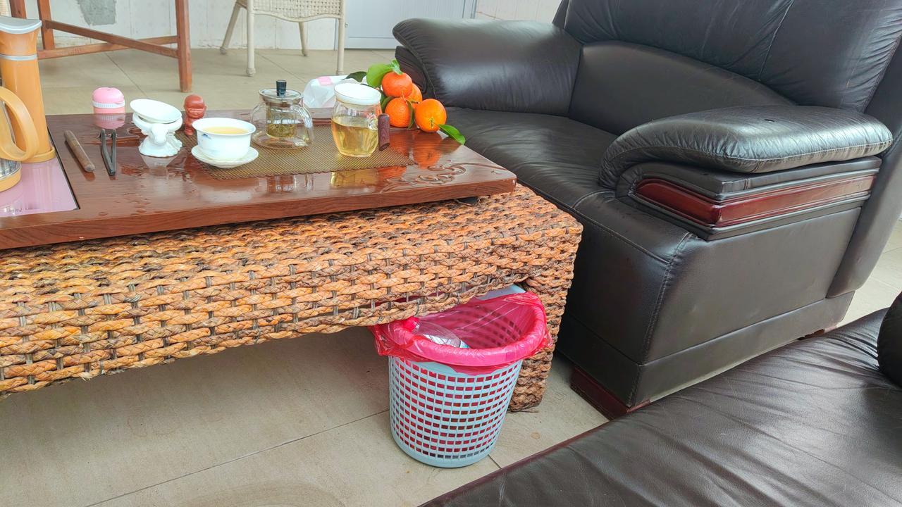 就以前
​喜欢拽个文明词儿
​叫发挥“主观能动性”
​但动不动就两可了啵
​我仅