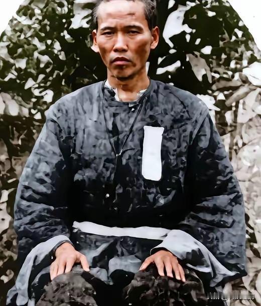 他是台湾抗日悍将，带领义军砍鬼子头颅，挖心、剔骨，打得日军闻风丧胆。
​​​​​