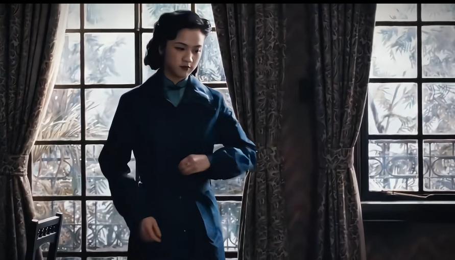 能够说出这部电影名字的人都不再年轻了吧，怎么也得四十岁左右的。你们现在也是人到中