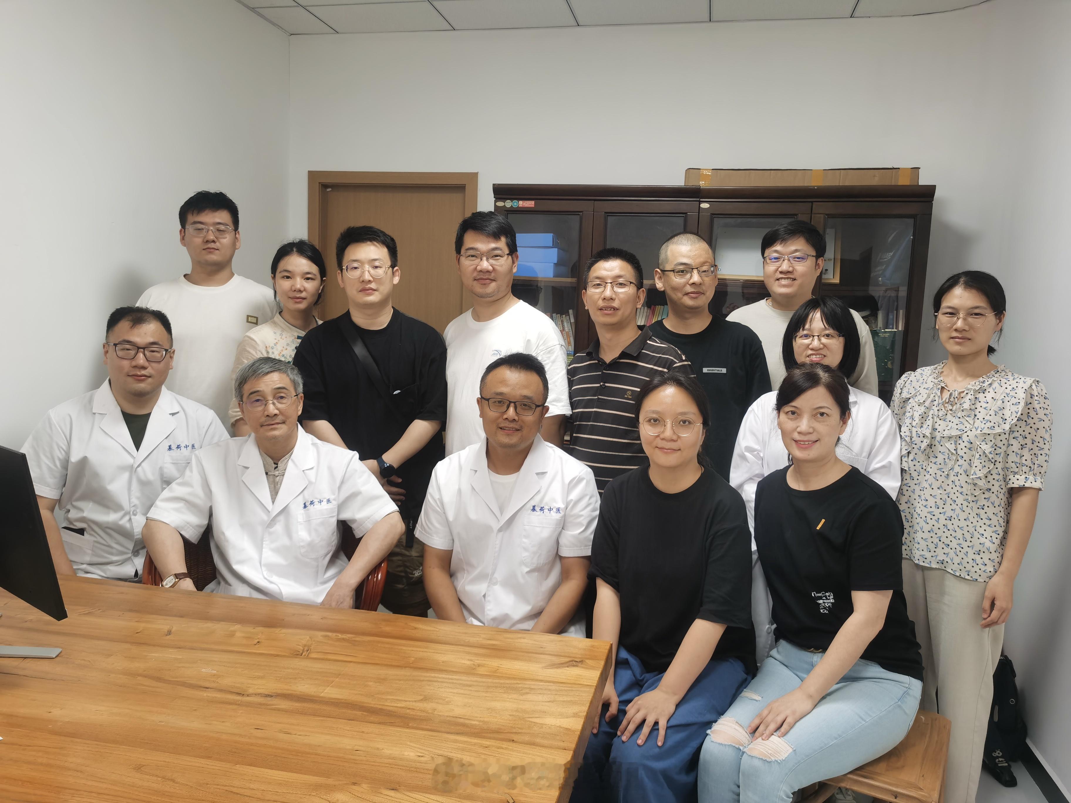 回炉再造，昨天跟了一下门诊，发现自己辨证立法，遣方用药上，每一个环节都还是太粗糙