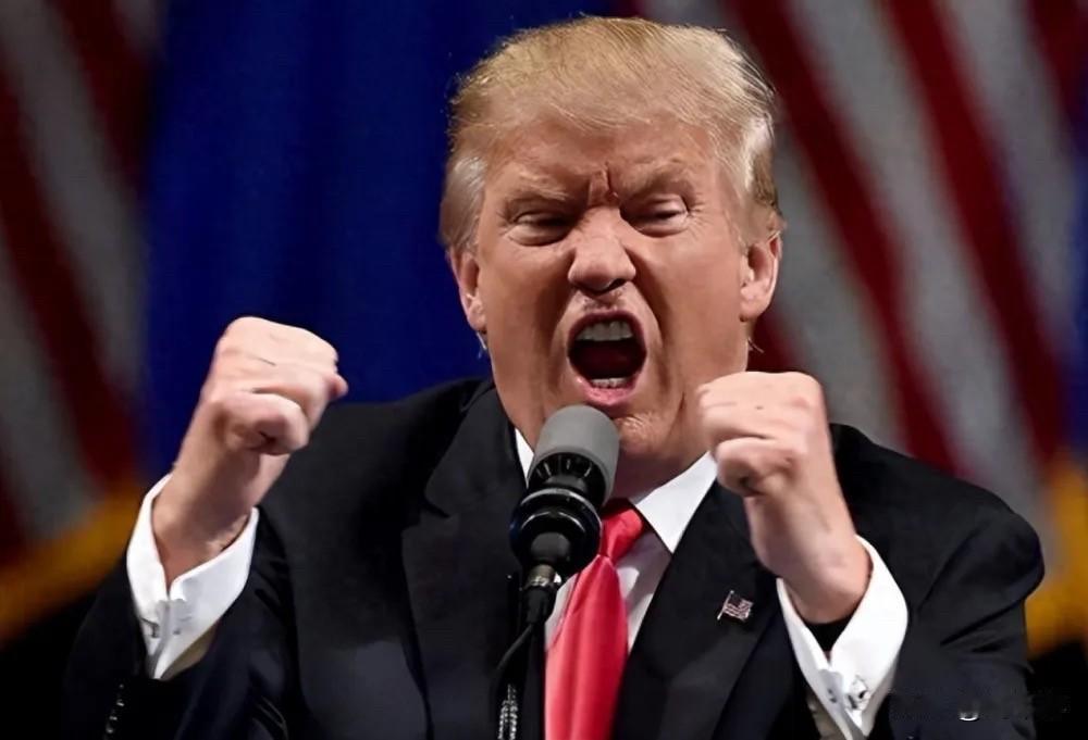 特朗普：“中国（大陆）不想对台湾发动‘进攻’，在台湾问题上会与中国相处很好”。他