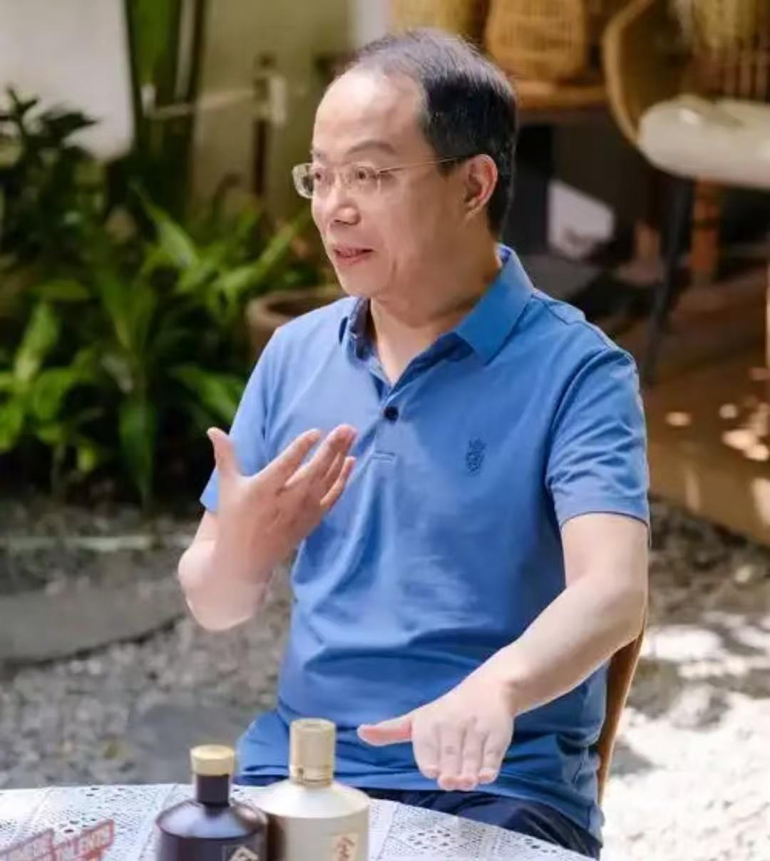 武志红老师说：
“我活了52岁，才慢慢读懂这句话：对他人的期待，就是对自己最大的