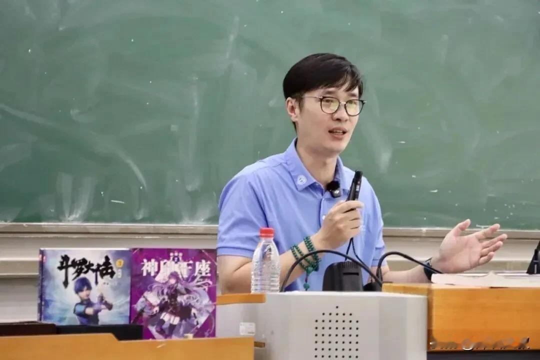 48小时生成500万字不是文学的胜利

网络文学的“思想性”和“原创性”不是消失
