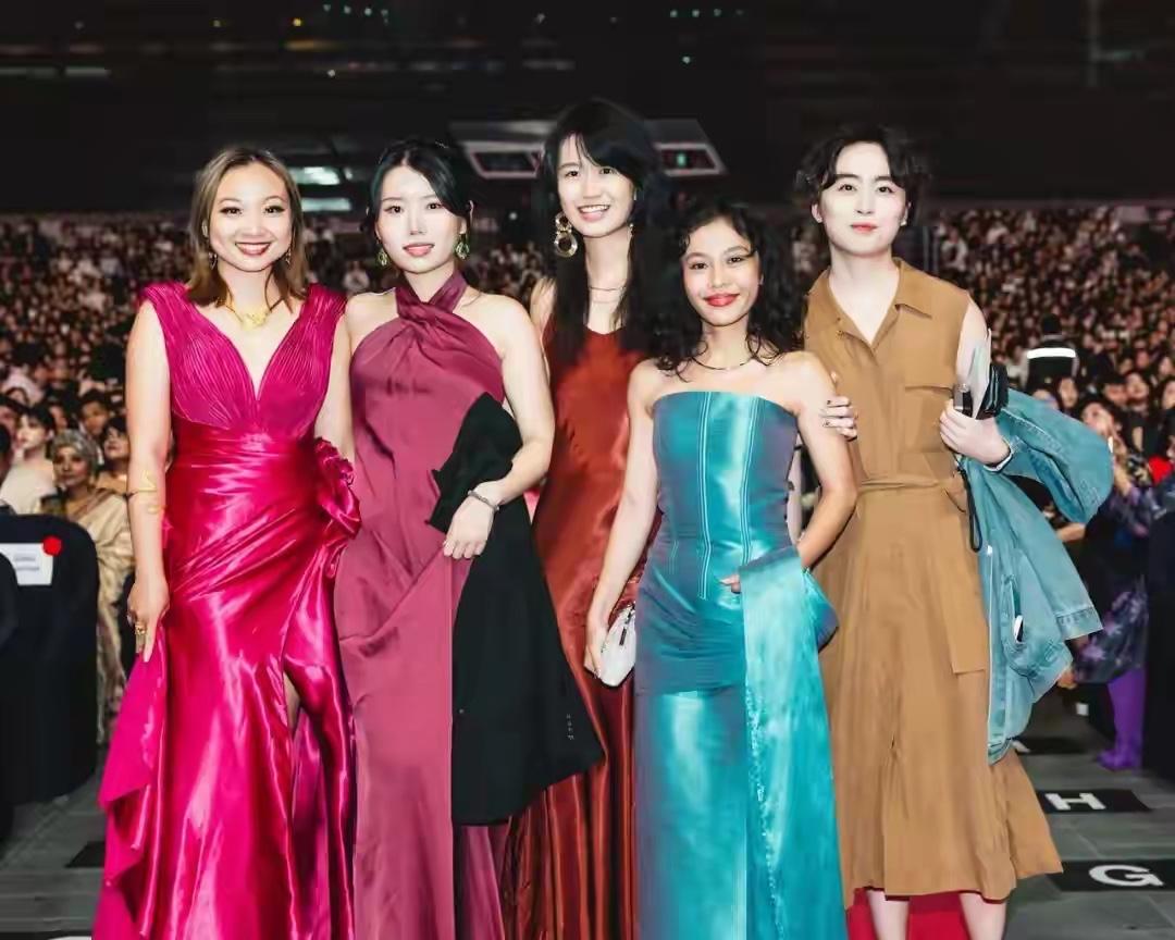 赖宇晴凶案现场还原，还有一个法国人，他要么是凶手之一，要么了解内情，因为他租住在