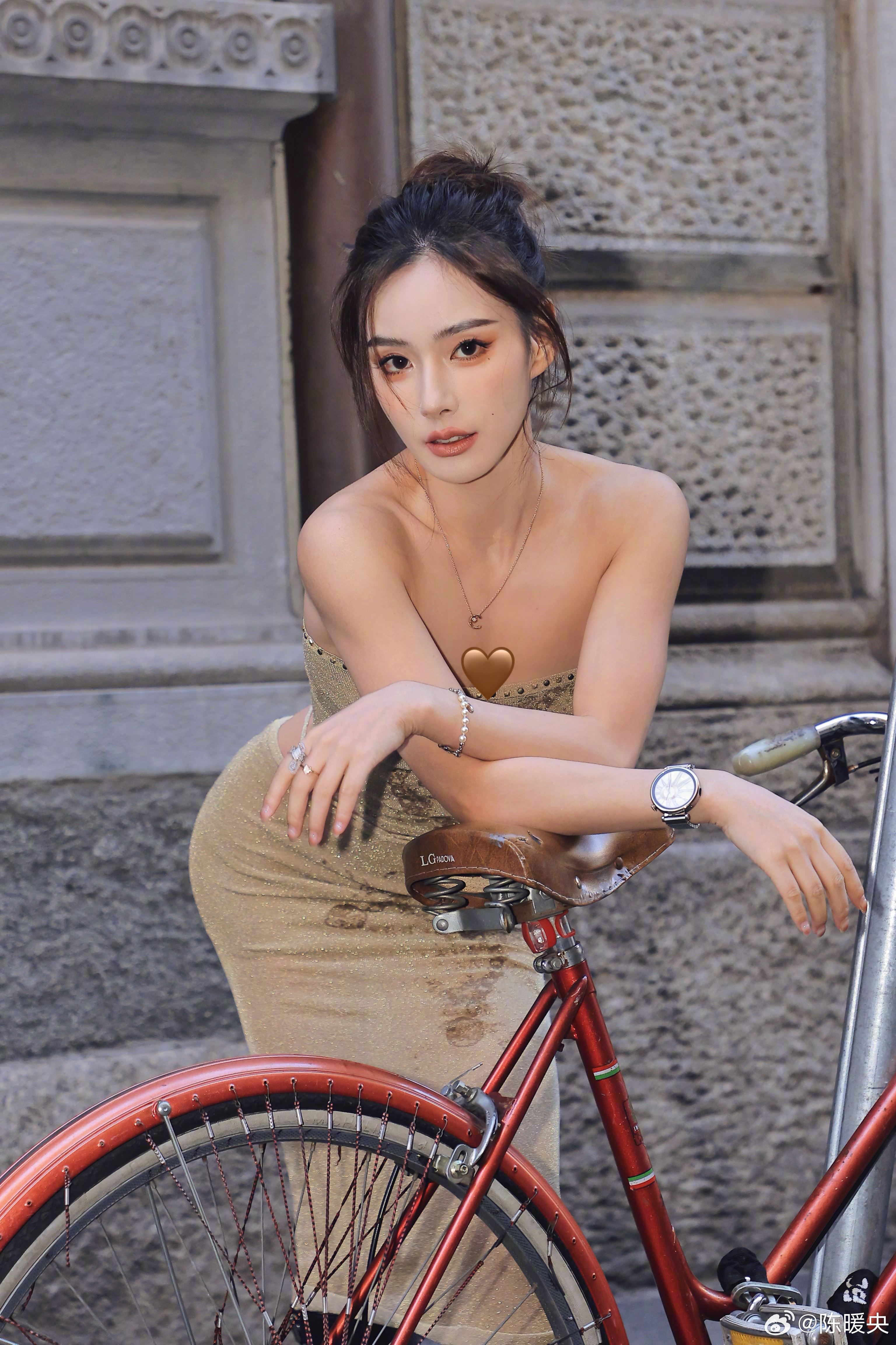 和米兰的建筑丝滑融合～美拉德央 这里的中餐真的巨好吃😋好想呆多几天🤎 ​​​