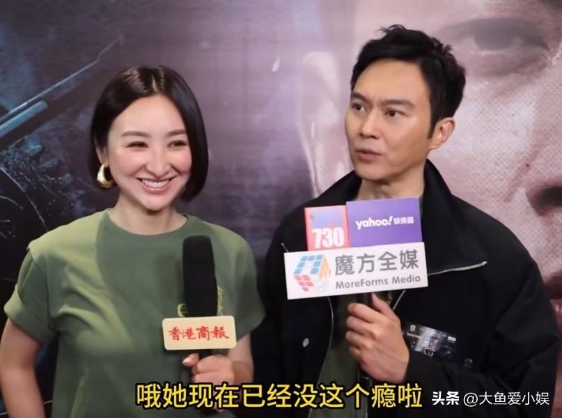 记者问张智霖：“靓靓有没有过来探班？”张智霖：“当然有了。她现在和剧组的工作人员