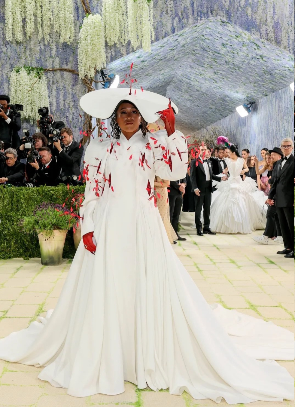 第一次见cos算法的图1 是日本网球运动员Naomi Osaka 