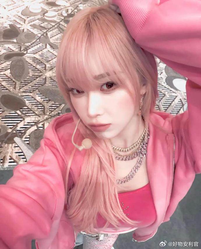 Giselle ₊⁺⑉ ♡̶吉赛尔 怎么会有人有魅力成这样！！ 