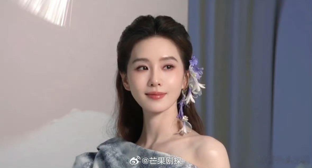刘诗诗工作室豆包式表白刘诗诗紫气东来花仙子 真不是跟豆包学的吗，刘诗诗工作室上演